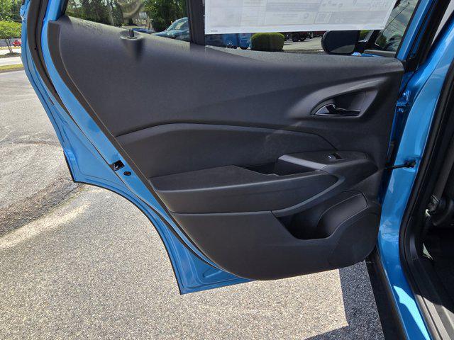 new 2025 Chevrolet Trax car, priced at $24,525