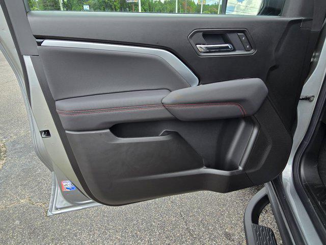 new 2025 Chevrolet Colorado car, priced at $47,105