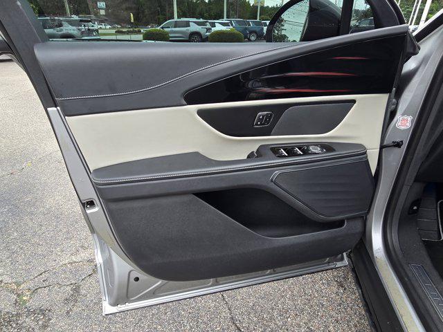 used 2024 Lincoln Nautilus car, priced at $48,475
