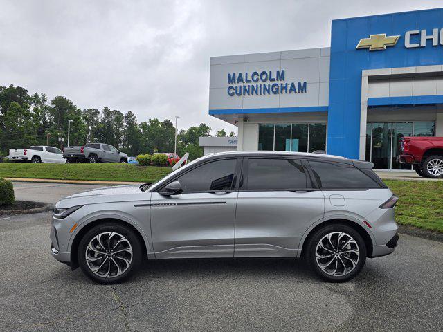 used 2024 Lincoln Nautilus car, priced at $48,475