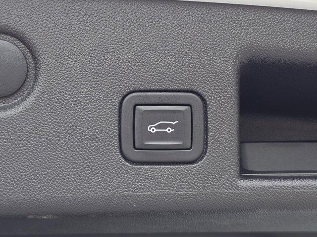 used 2022 Chevrolet Equinox car, priced at $25,985