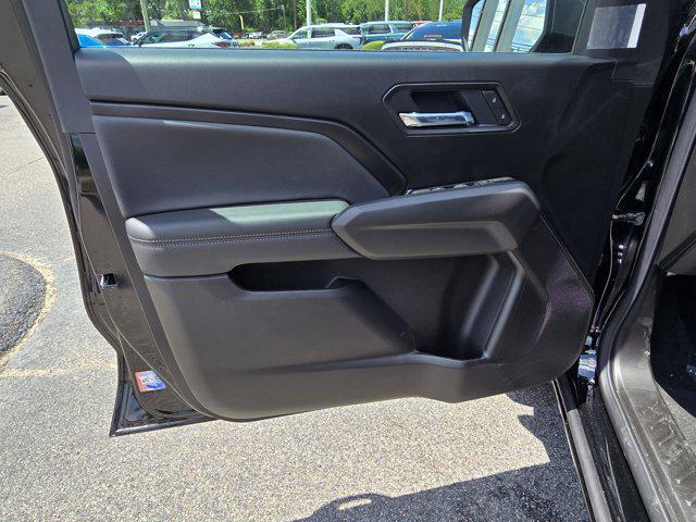 new 2025 Chevrolet Colorado car, priced at $43,440