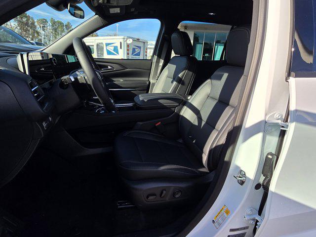 new 2026 Chevrolet Traverse car, priced at $46,655