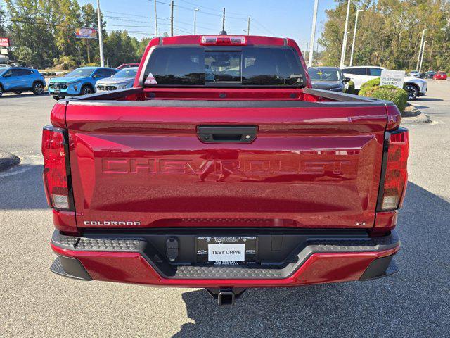 new 2024 Chevrolet Colorado car, priced at $40,000