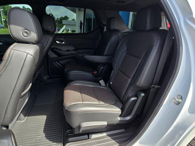 used 2023 Chevrolet Traverse car, priced at $42,895