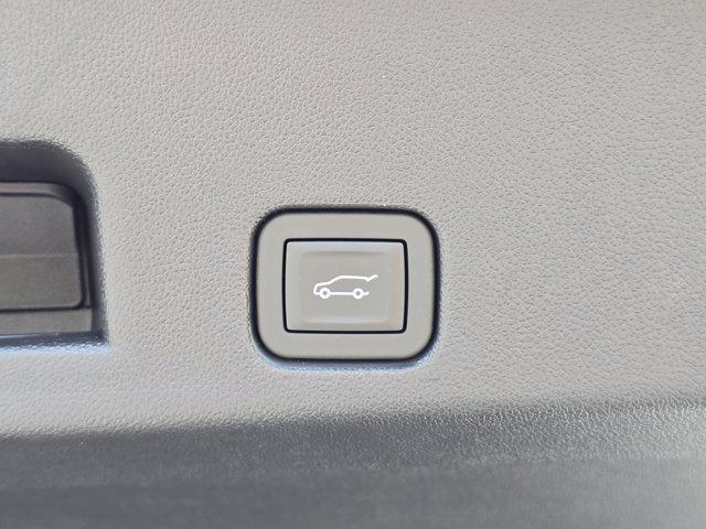 new 2026 Chevrolet Traverse car, priced at $48,480