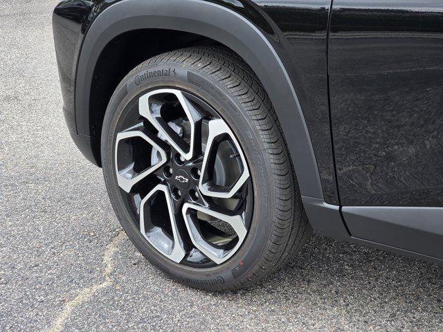 new 2025 Chevrolet Trax car, priced at $27,820
