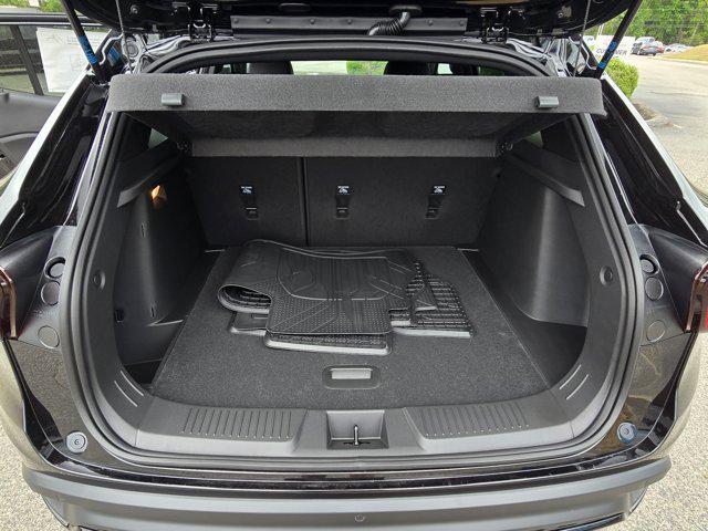 new 2025 Chevrolet Trax car, priced at $27,820