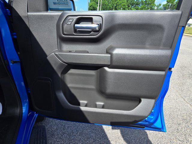 used 2025 Chevrolet Silverado 1500 car, priced at $38,990