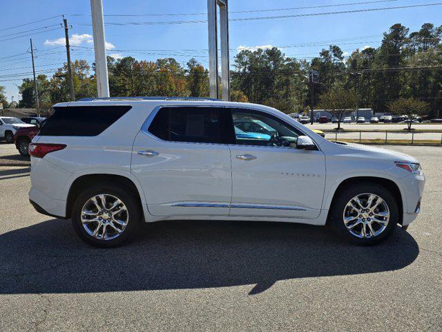 used 2021 Chevrolet Traverse car, priced at $33,589