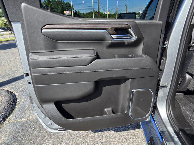 used 2025 Chevrolet Silverado 1500 car, priced at $43,985