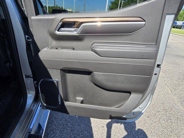used 2025 Chevrolet Silverado 1500 car, priced at $43,985