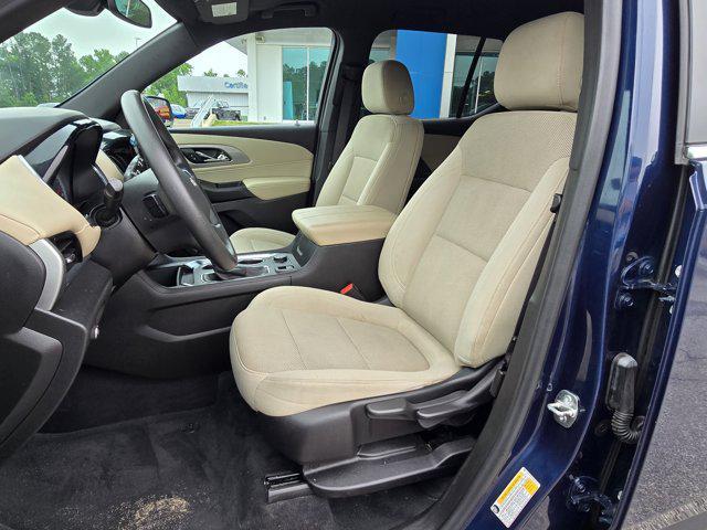 used 2022 Chevrolet Traverse car, priced at $27,785