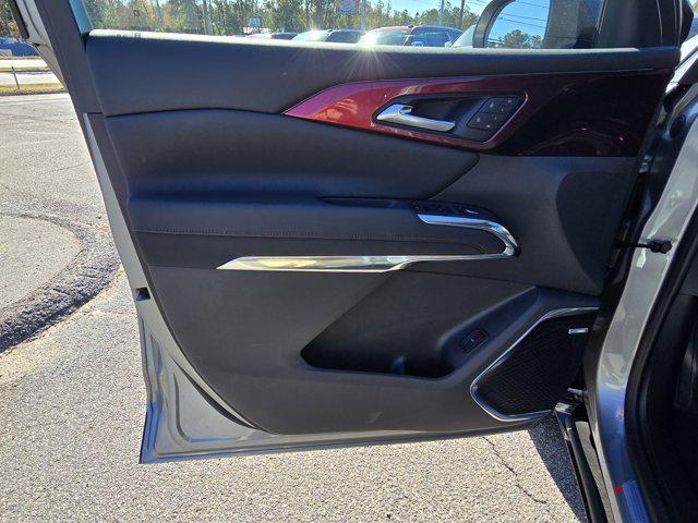 new 2026 Chevrolet Traverse car, priced at $58,960