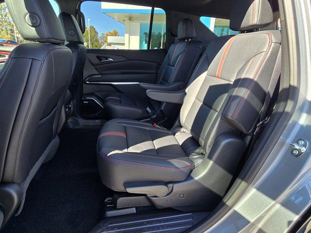 new 2026 Chevrolet Traverse car, priced at $58,960