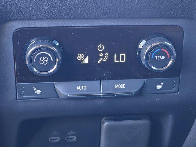 new 2026 Chevrolet Traverse car, priced at $58,960