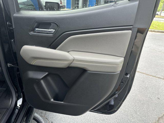 new 2025 Chevrolet Colorado car