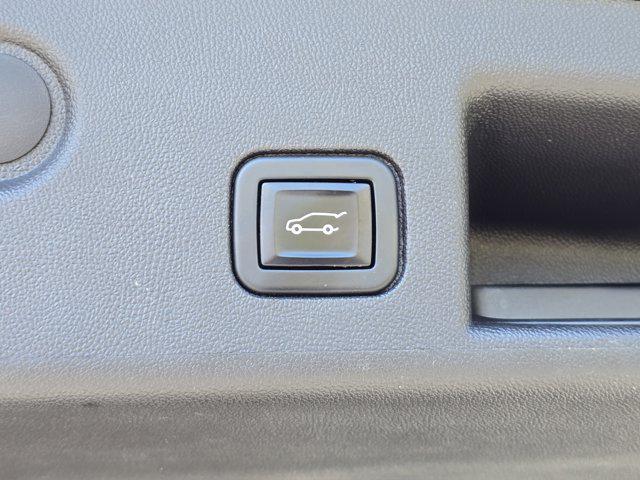 used 2022 Chevrolet Equinox car, priced at $22,995