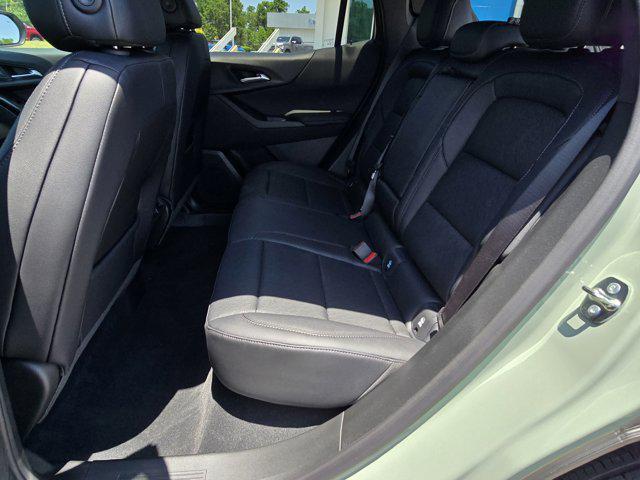 new 2026 Chevrolet Equinox car, priced at $33,925