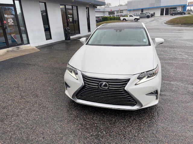 used 2017 Lexus ES 350 car, priced at $21,588