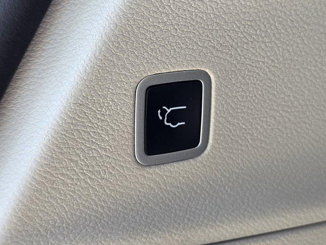 used 2023 Chrysler Pacifica car, priced at $24,155