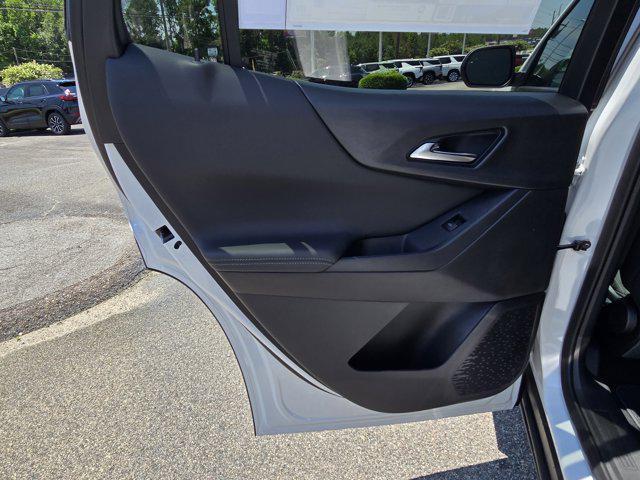 new 2026 Chevrolet Equinox car, priced at $30,035