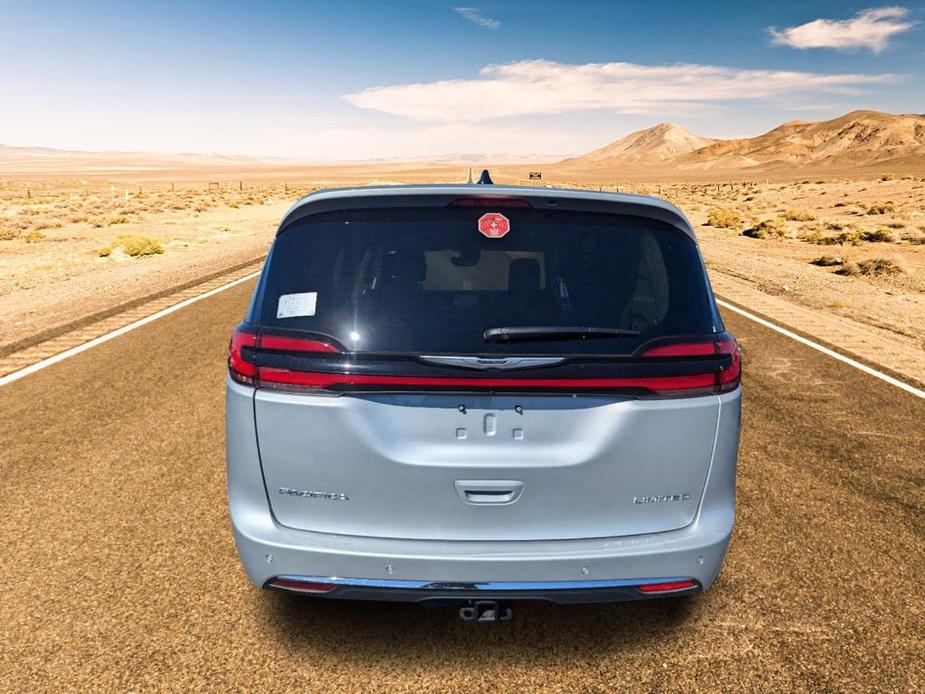 new 2024 Chrysler Pacifica car, priced at $43,995