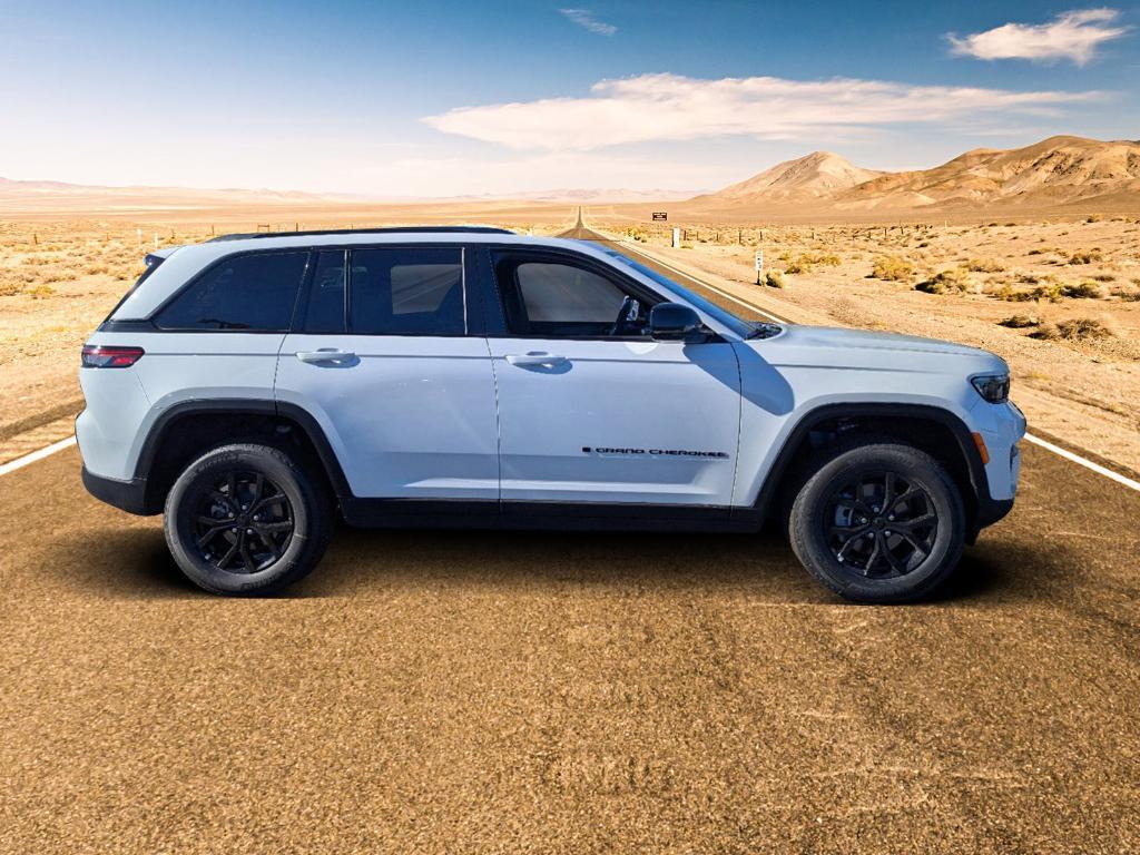 new 2025 Jeep Grand Cherokee car, priced at $38,618