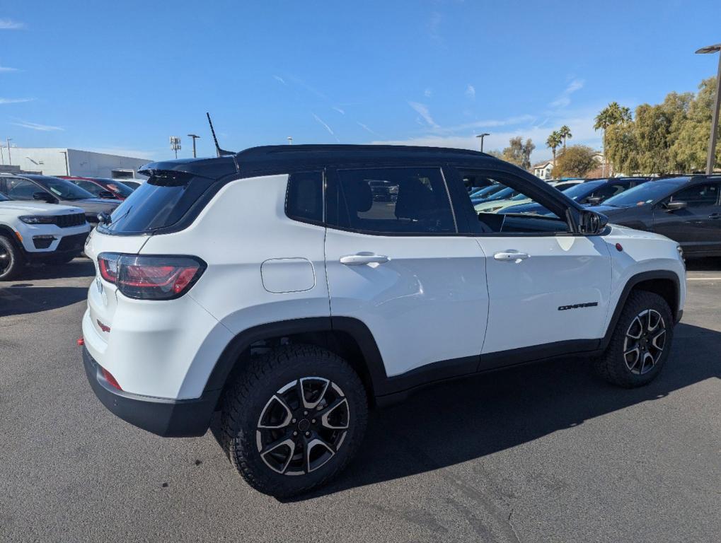 new 2025 Jeep Compass car, priced at $33,288