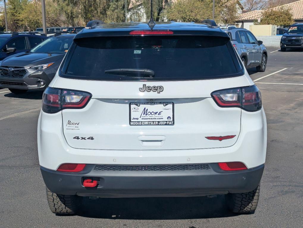 new 2025 Jeep Compass car, priced at $33,288