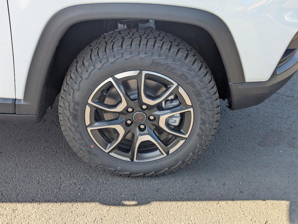 new 2025 Jeep Compass car, priced at $33,288