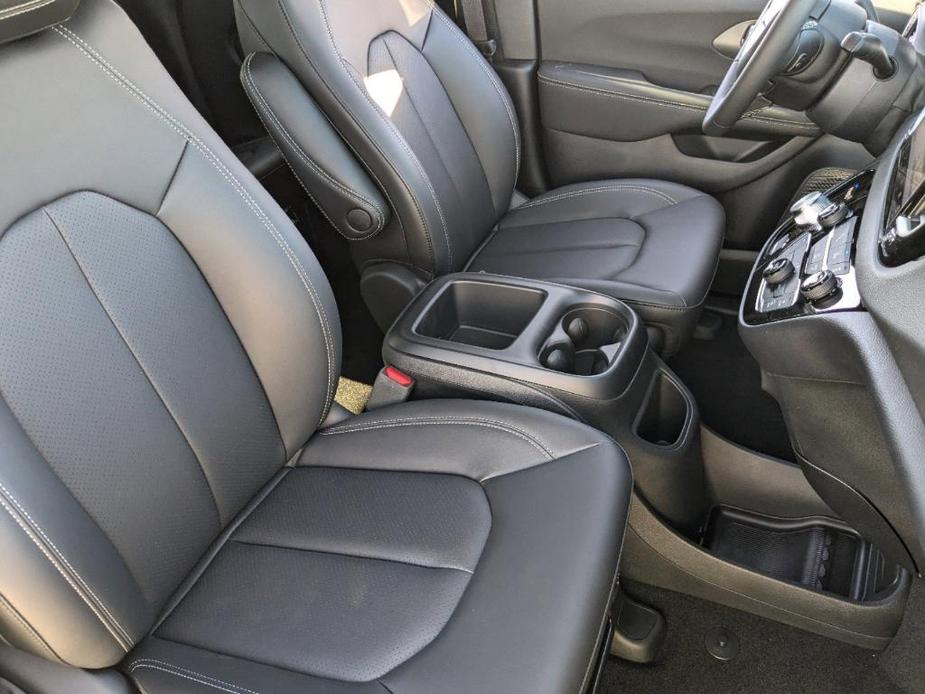 new 2025 Chrysler Voyager car, priced at $38,998