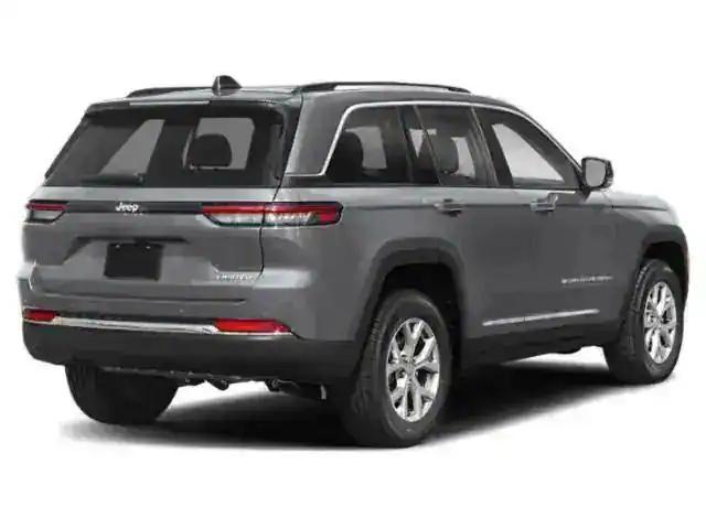 new 2025 Jeep Grand Cherokee car, priced at $63,057