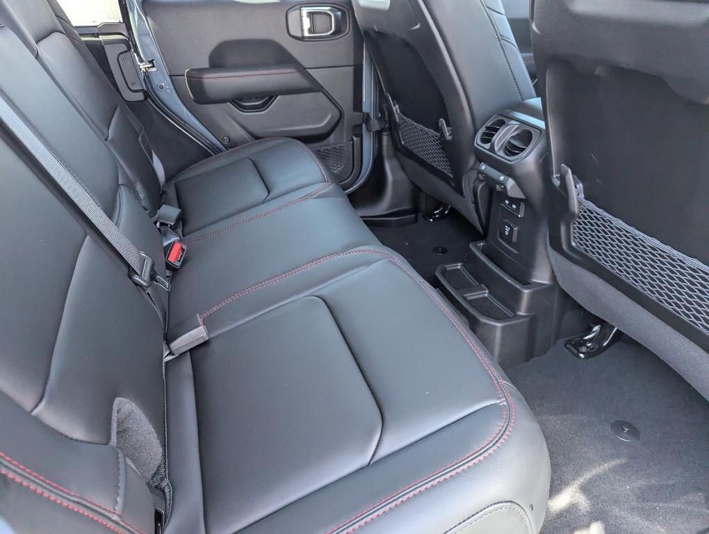 new 2025 Jeep Wrangler car, priced at $61,938