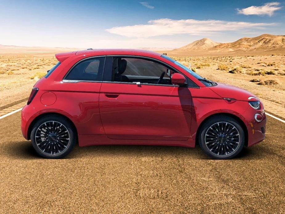 new 2024 FIAT 500e car