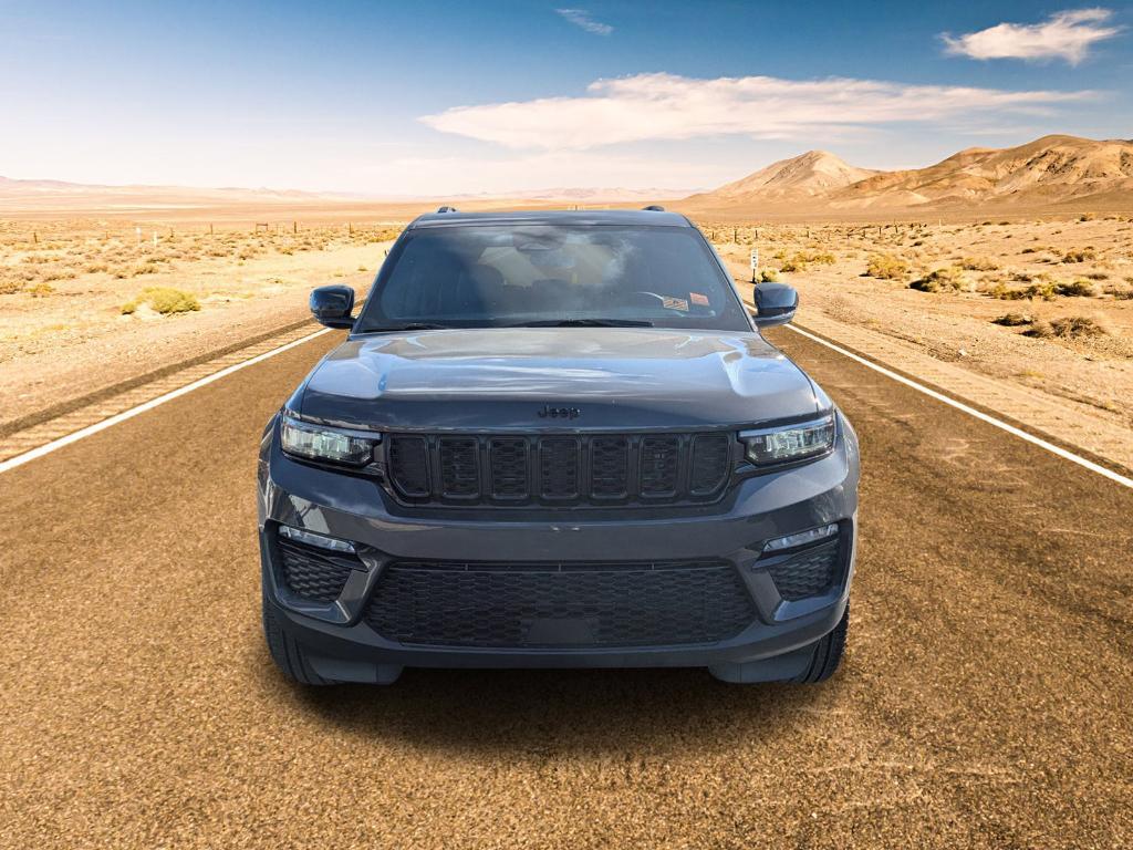 new 2025 Jeep Grand Cherokee car, priced at $41,256