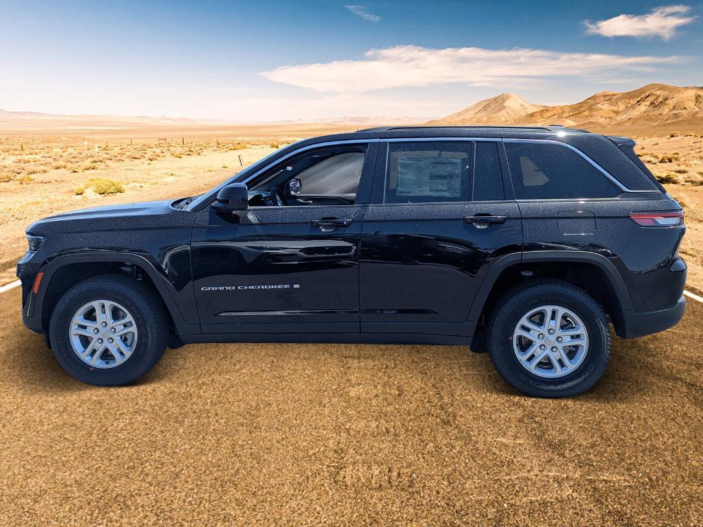 new 2025 Jeep Grand Cherokee car, priced at $35,181