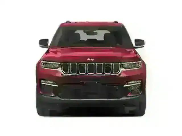 new 2025 Jeep Grand Cherokee car, priced at $47,555