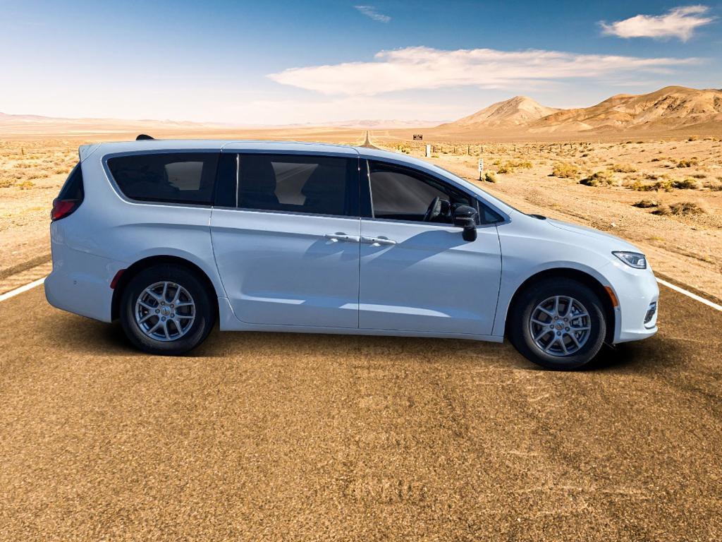 new 2025 Chrysler Pacifica car, priced at $40,445