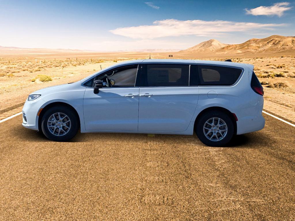 new 2025 Chrysler Pacifica car, priced at $40,445