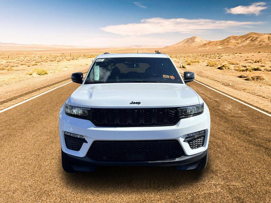 new 2025 Jeep Grand Cherokee car, priced at $52,370