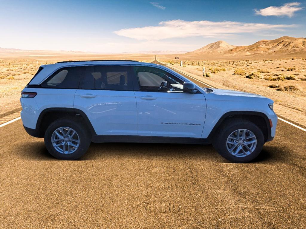 new 2025 Jeep Grand Cherokee car, priced at $41,162