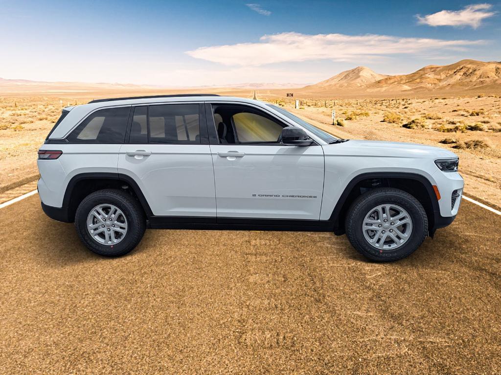 new 2025 Jeep Grand Cherokee car, priced at $34,586