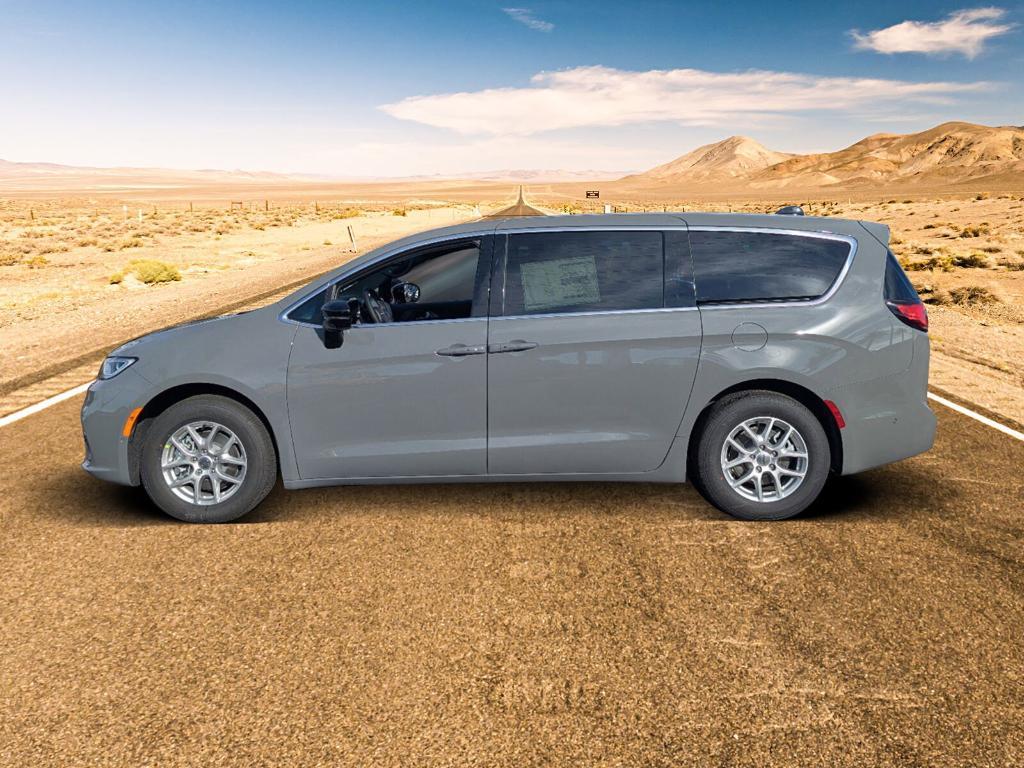 new 2025 Chrysler Pacifica car, priced at $40,891