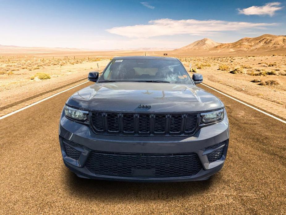 new 2025 Jeep Grand Cherokee car, priced at $38,194