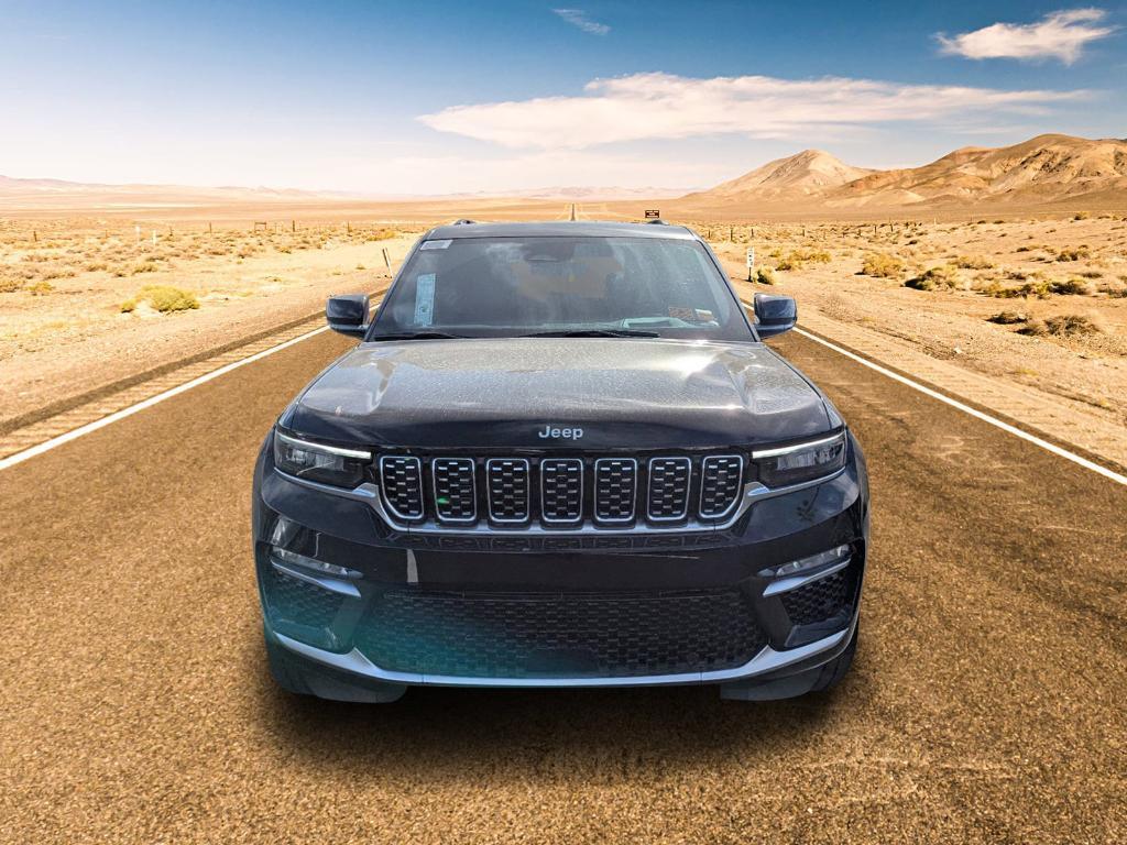 new 2025 Jeep Grand Cherokee car, priced at $62,057