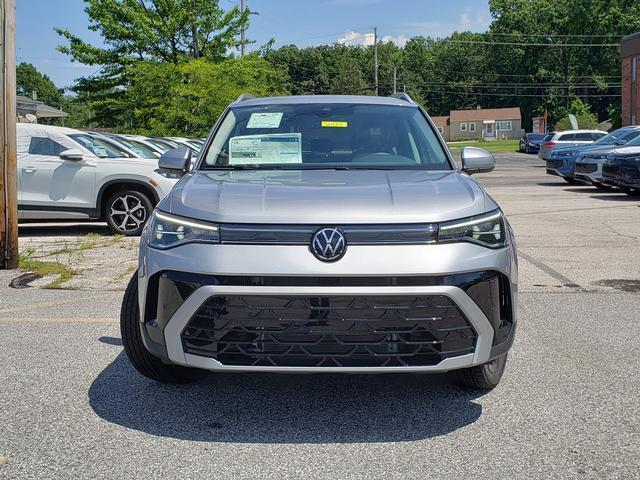 new 2025 Volkswagen Taos car, priced at $34,298