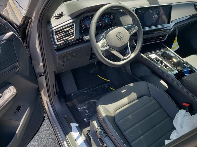 new 2024 Volkswagen Atlas Cross Sport car, priced at $46,155