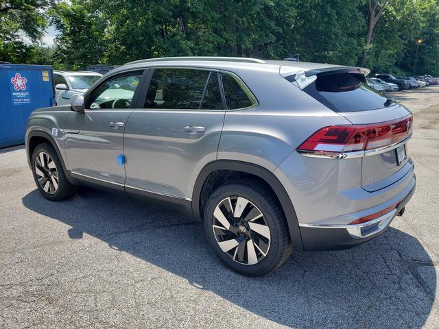 new 2024 Volkswagen Atlas Cross Sport car, priced at $46,155