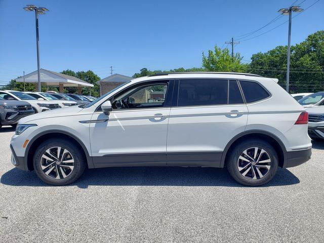 new 2024 Volkswagen Tiguan car, priced at $28,599